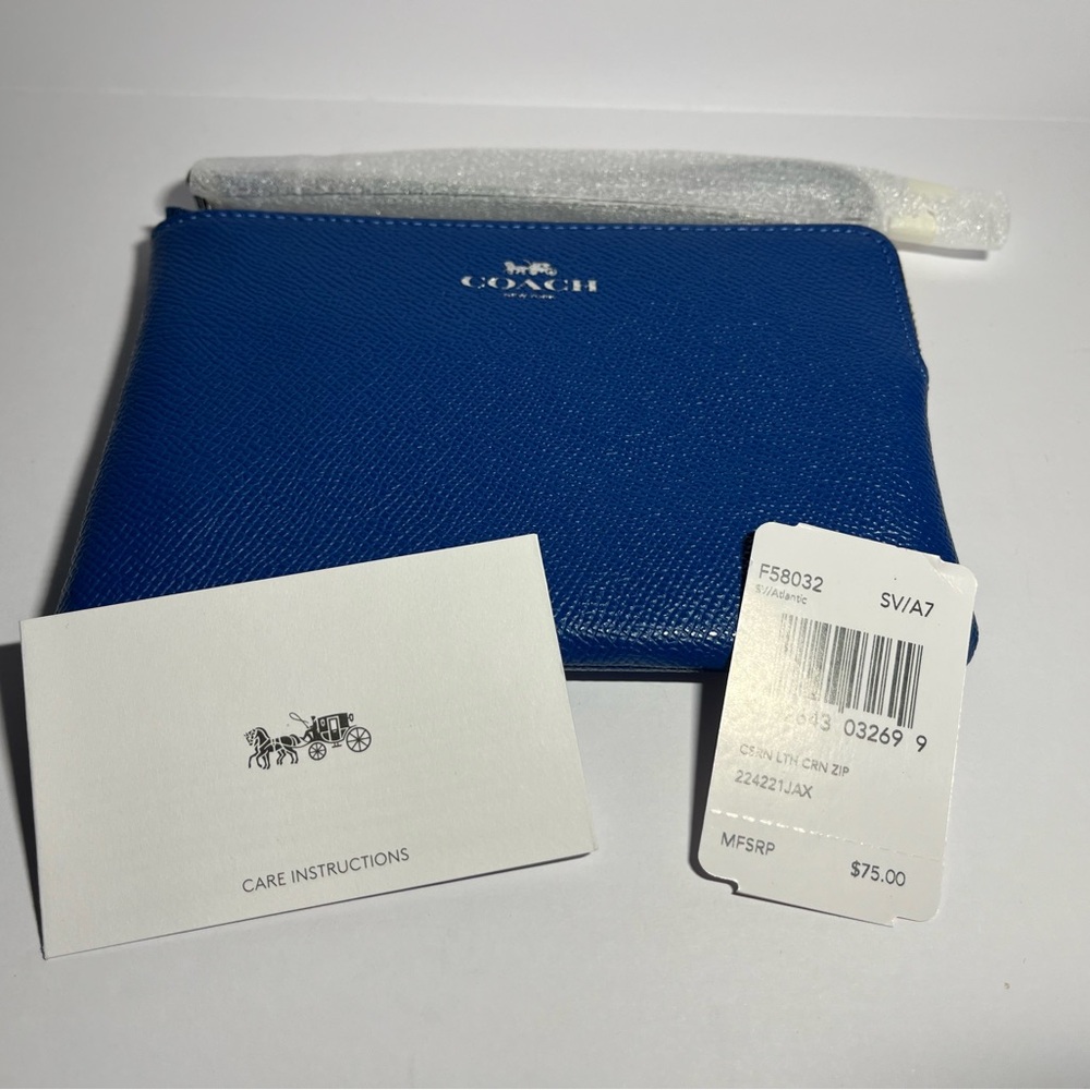 Coach corner zip leather wristlet wallet in Atlantic NWT blue silver